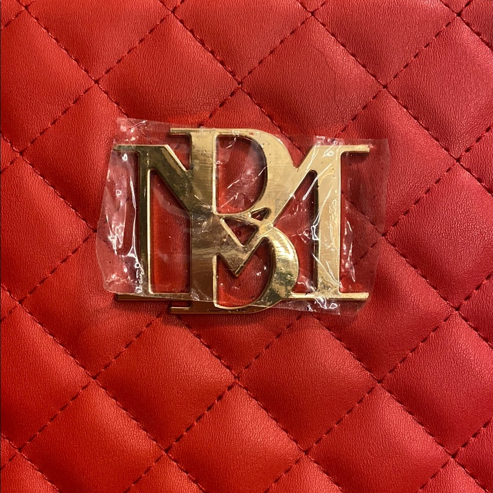 Badgley Mischka Red Quilted Chain Strap Shoulder Bag - Picture 2 of 11